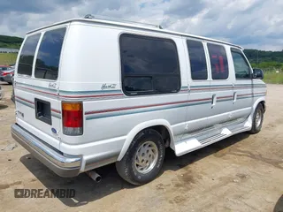 1994 Ford Econoline Cargo with VIN 1FDEE14N0RHA00870, listed as a IAAI auction lot 42620960 with 107,662 mi miles and . Bid and sale history available at DreamBid. Image 4.