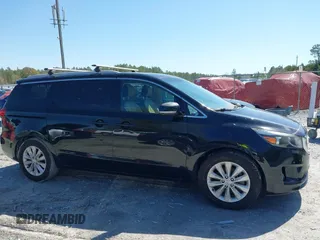 2017 Kia Sedona EX with VIN KNDMC5C13H6263232, listed as a IAAI auction lot 41733170 with 102,026 mi miles. Bid and sale history available at carsss.com. Image 13.