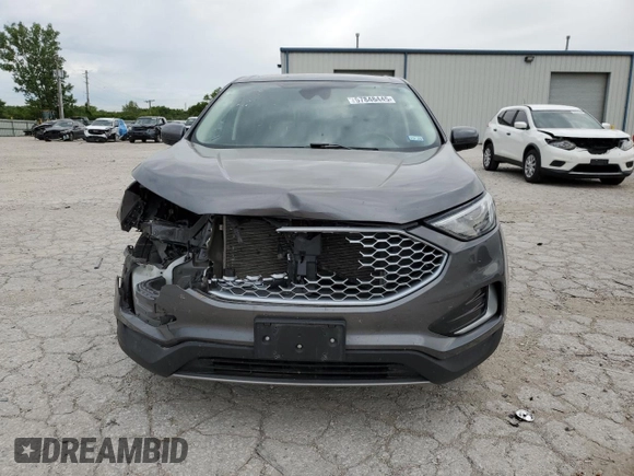 2023 Ford Edge SEL z VIN 2FMPK4J90PBA44811, wystawiony jako Copart lot #57846445 z przebiegiem 51 483 mil mil oraz Szkoda całkowita • Salvage title. Historia ofert i sprzedaży dostępna na DreamBid. Obrazek 5.