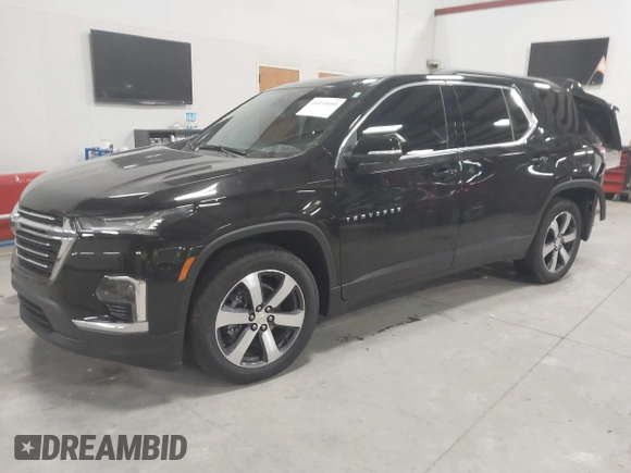 2022 Chevrolet Traverse LT with VIN 1GNEVHKW3NJ124361, listed as a IAAI auction lot 41033053 with 27,869 mi miles and . Bid and sale history available at DreamBid. Image 2.