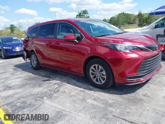 2024 Toyota Sienna LE with VIN 5TDKRKEC4RS188352, listed as a IAAI auction lot 42002909 with 28,307 mi miles. Bid and sale history available at carsss.com. Image 1.