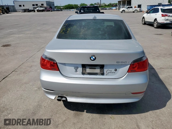 2005 BMW 5 Series 530i z VIN WBANA73555CR60758, wystawiony jako Copart lot #53466525 z przebiegiem 188 703 mil mil oraz Szkoda całkowita • Salvage title. Historia ofert i sprzedaży dostępna na DreamBid. Obrazek 6.