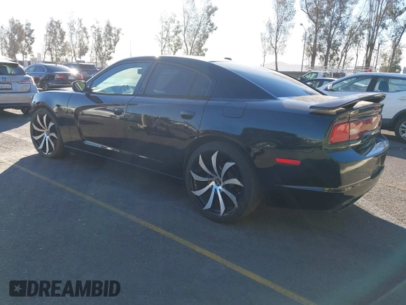 2013 Dodge Charger RT with VIN 2C3CDXCT6DH693341, listed as a IAAI auction lot 41414225 with 138,031 mi miles. Bid and sale history available at carsss.com. Image 3.