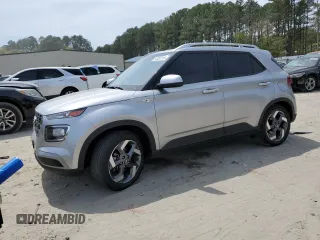 2024 Hyundai Venue SEL z VIN KMHRC8A3XRU313502, wystawiony jako Copart lot #54353115 z przebiegiem 14 053 mil mil oraz Szkoda całkowita • Salvage title. Historia ofert i sprzedaży dostępna na DreamBid. Obrazek 1.