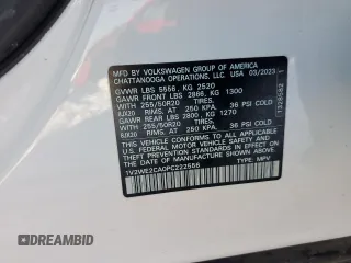 2023 Volkswagen Atlas SE z VIN 1V2WE2CA0PC222556, wystawiony jako Copart lot #88345095 z przebiegiem 22 975 mil mil oraz Szkoda całkowita • Salvage title. Historia ofert i sprzedaży dostępna na DreamBid. Obrazek 13.