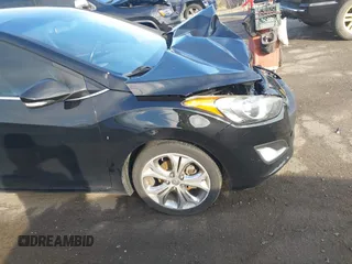 2014 Hyundai Elantra GT with VIN KMHD35LH9EU164351, listed as a IAAI auction lot 40789587 with 99,050 mi miles. Bid and sale history available at carsss.com. Image 1.
