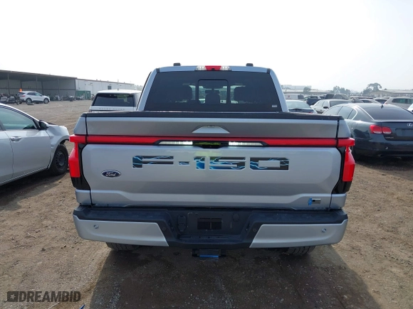 2022 Ford F-150 Lightning Pro with VIN 1FTVW1EL0NWG16234, listed as a IAAI auction lot 41220079 with 40,541 mi miles. Bid and sale history available at carsss.com. Image 16.