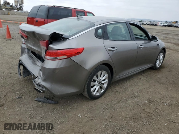 2016 Kia Optima EX with VIN 5XXGU4L32GG088462, listed as a Copart auction lot 85498164 with 35,611 mi miles and Salvage Title. Bid and sale history available at carsss.com. Image 3.