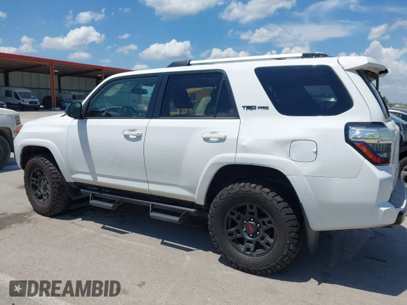 2018 Toyota 4Runner SR5 with VIN JTEBU5JRXJ5595186, listed as a IAAI auction lot 42607713 with 83,592 mi miles and . Bid and sale history available at DreamBid. Image 15.