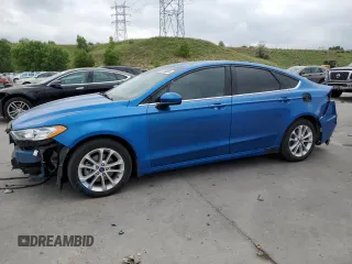 2020 Ford Fusion SE с VIN 3FA6P0LUXLR266057, выставлен на аукционе Copart как лот 61154555 с пробегом 97 536 миль миль и На запчасти • Non repairable. История ставок и продаж доступна на DreamBid. Изображение 1.