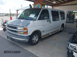 2002 Chevrolet Express with VIN 1GBFG15R021225474, listed as a IAAI auction lot 41770334 with 190,059 mi miles. Bid and sale history available at carsss.com. Image 2.