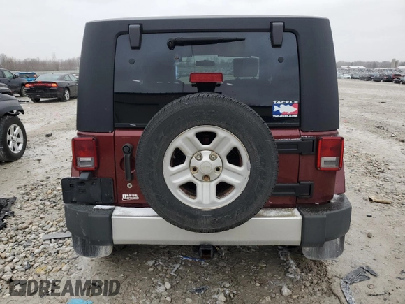 2008 Jeep Wrangler Sahara z VIN 1J4FA54128L561392, wystawiony jako Copart lot #50216865 z przebiegiem 183 825 mil mil oraz Czysty tytuł • Clean title. Historia ofert i sprzedaży dostępna na DreamBid. Obrazek 6.