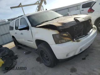2007 Chevrolet Suburban LTZ with VIN 3GNFK16Y97G221343, listed as a Copart auction lot 85465134 with Not Provided miles and Salvage Title. Bid and sale history available at DreamBid. Image 4.