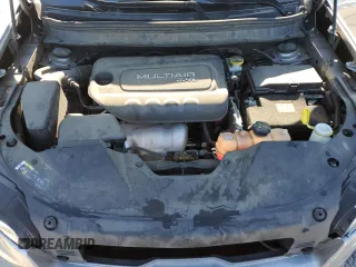 2019 Jeep Cherokee Limited с VIN 1C4PJLDB1KD185048, выставлен на аукционе Copart как лот 87480664 с пробегом 186 938 миль миль и Списание • Salvage title. История ставок и продаж доступна на DreamBid. Изображение 13.