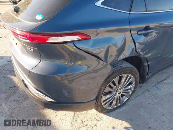 2024 Toyota Venza LE with VIN JTEAAAAH1RJ177932, listed as a IAAI auction lot 41758637 with 29,346 mi miles and . Bid and sale history available at DreamBid. Image 19.