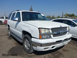 2004 Chevrolet Tahoe LS with VIN 1GNEC13T44R321833, listed as a IAAI auction lot 40559396 with 170,652 mi miles. Bid and sale history available at carsss.com. Image 1.