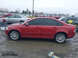 2011 Volvo S40 with VIN YV1672MS8B2549668, listed as a IAAI auction lot 41598609 with 71,445 mi miles. Bid and sale history available at carsss.com. Image 15.