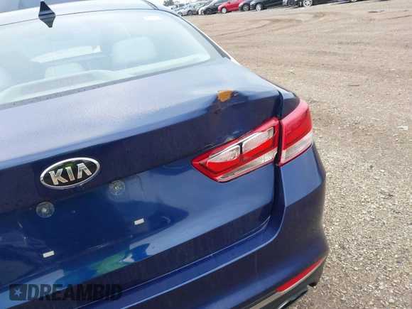 2016 Kia Optima LX with VIN 5XXGT4L32GG007690, listed as a IAAI auction lot 41115075 with 94,071 mi miles. Bid and sale history available at carsss.com. Image 6.