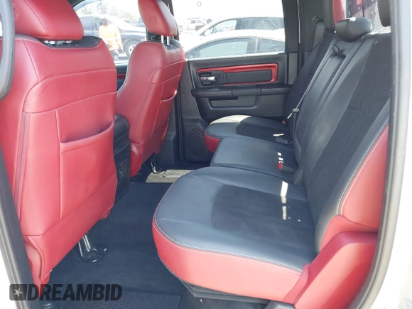 2016 Ram 1500 Rebel z VIN 1C6RR7YT5GS251994, wystawiony jako IAAI lot #42139378 z przebiegiem 102 736 mil mil oraz . Historia ofert i sprzedaży dostępna na DreamBid. Obrazek 8.