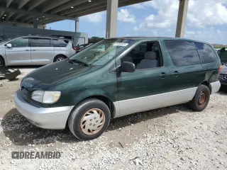 2000 Toyota Sienna CE with VIN 4T3ZF19CXYU224375, listed as a Copart auction lot 51433325 with 147,365 mi miles and Salvage Title. Bid and sale history available at carsss.com. Image 1.