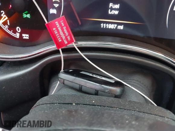 2019 Jeep Grand Cherokee Limited с VIN 1C4RJEBG9KC614994, выставлен на аукционе IAAI как лот 41903879 с пробегом 111 987 миль миль и . История ставок и продаж доступна на DreamBid. Изображение 11.