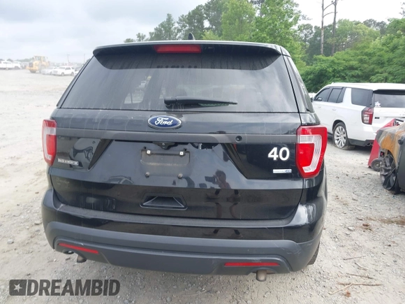 2017 Ford Police Interceptor Utility with VIN 1FM5K8AR9HGE01119, listed as a IAAI auction lot 42266621 with Not provided miles and . Bid and sale history available at DreamBid. Image 16.