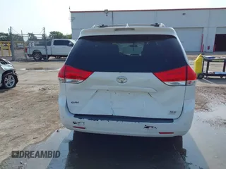 2011 Toyota Sienna XLE с VIN 5TDDK3DC6BS029472, выставлен на аукционе IAAI как лот 42334600 с пробегом 145 860 миль миль и . История ставок и продаж доступна на DreamBid. Изображение 16.