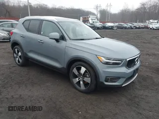 2022 Volvo XC40 Momentum с VIN YV4162UK4N2742114, выставлен на аукционе IAAI как лот 41465820 с пробегом 13 833 миль миль и . История ставок и продаж доступна на DreamBid. Изображение 1.