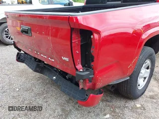 2021 Toyota Tacoma SR z VIN 3TMCZ5AN6MM444433, wystawiony jako IAAI lot #42260193 z przebiegiem 47 351 mil mil oraz . Historia ofert i sprzedaży dostępna na DreamBid. Obrazek 19.