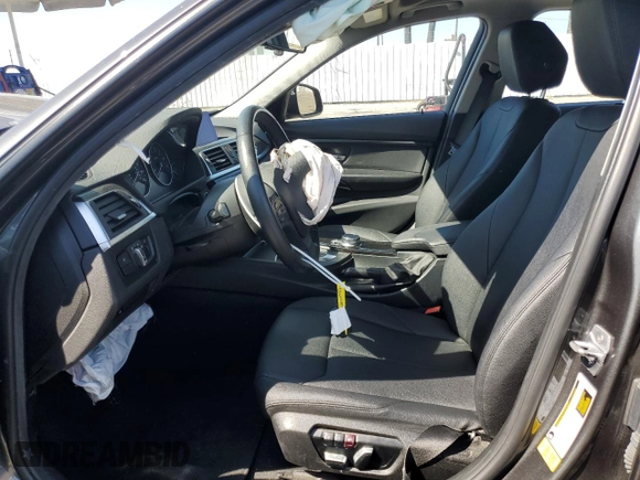 2018 BMW 3 Series 320i with VIN WBA8A9C51JAD26901, listed as a Copart auction lot 52609285 with 36,344 mi miles and Salvage Title. Bid and sale history available at carsss.com. Image 7.