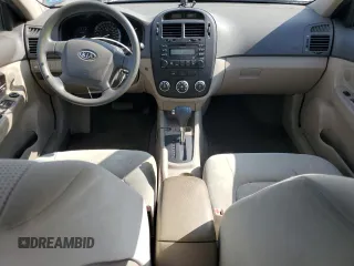 2008 Kia Spectra EX z VIN KNAFE122785530980, wystawiony jako Copart lot #60691165 z przebiegiem 111 418 mil mil oraz Czysty tytuł • Clean title. Historia ofert i sprzedaży dostępna na DreamBid. Obrazek 8.