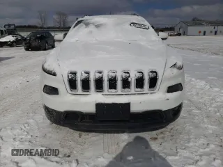2018 Jeep Cherokee Latitude Tech Connect с VIN 1C4PJMCX3JD516620, выставлен на аукционе Copart как лот 45338845 с пробегом 34 733 миль миль и Списание • Salvage title. История ставок и продаж доступна на DreamBid. Изображение 5.