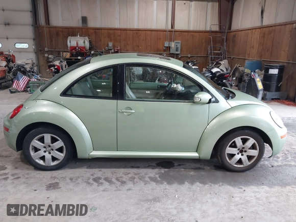 2007 Volkswagen Beetle с VIN 3VWRG31C47M511096, выставлен на аукционе IAAI как лот 42236158 с пробегом 130 880 миль миль и . История ставок и продаж доступна на DreamBid. Изображение 13.