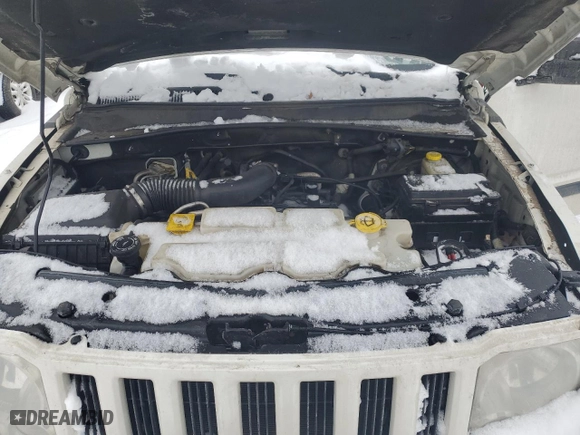 2009 Jeep Liberty Sport with VIN 1J8GN28K79W523049, listed as a Copart auction lot 87929685 with 171,514 mi miles and Clean Title. Bid and sale history available at carsss.com. Image 12.