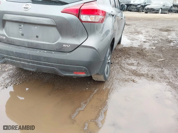 2018 Nissan Kicks SV with VIN 3N1CP5CU9JL541141, listed as a IAAI auction lot 41723052 with 164,461 mi miles. Bid and sale history available at carsss.com. Image 21.