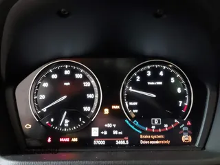 2020 BMW X2 xDrive28i z VIN WBXYJ1C08L5P45302, wystawiony jako IAAI lot #41788245 z przebiegiem 57 000 mil mil oraz . Historia ofert i sprzedaży dostępna na DreamBid. Obrazek 7.