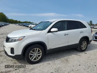 2015 Kia Sorento LX z VIN 5XYKTCA65FG555842, wystawiony jako Copart lot #56838785 z przebiegiem 162 253 mil mil oraz Czysty tytuł • Clean title. Historia ofert i sprzedaży dostępna na DreamBid. Obrazek 1.