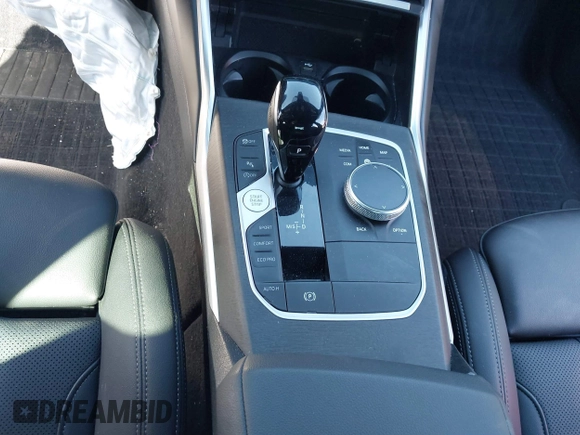 2022 BMW 3 Series 330i z VIN 3MW5R1J0XN8C30297, wystawiony jako IAAI lot #41881552 z przebiegiem 42 005 mil mil oraz . Historia ofert i sprzedaży dostępna na DreamBid. Obrazek 19.