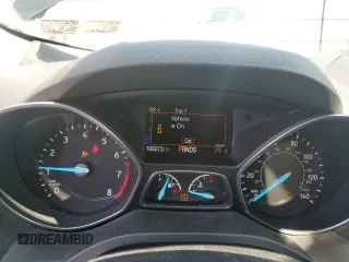 2018 Ford Escape SE z VIN 1FMCU9GD3JUA78244, wystawiony jako Copart lot #59508955 z przebiegiem 108 273 mil mil oraz Szkoda całkowita • Salvage title. Historia ofert i sprzedaży dostępna na DreamBid. Obrazek 9.