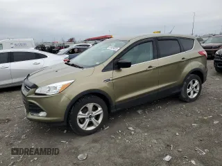 2013 Ford Escape SE with VIN 1FMCU0GX2DUC45476, listed as a Copart auction lot 51909325 with 91,185 mi miles and Salvage title. Bid and sale history available at DreamBid. Image 1.