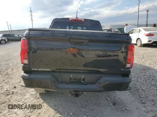 2024 Chevrolet Colorado 4WD Z71 with VIN 1GCPTDEK0R1112392, listed as a Copart auction lot 77392414 with 5,557 mi miles and Salvage Title. Bid and sale history available at carsss.com. Image 6.