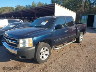 2007 Chevrolet Silverado 1500 LT w/1LT with VIN 3GCEC13J27G501078, listed as a IAAI auction lot 41660302 with 203,791 mi miles. Bid and sale history available at carsss.com. Image 6.