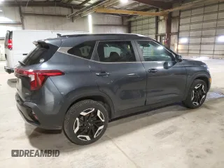 2024 Kia Seltos SX with VIN KNDETCA73R7622283, listed as a Copart auction lot 50355475 with 19,837 mi miles and Salvage title. Bid and sale history available at DreamBid. Image 3.