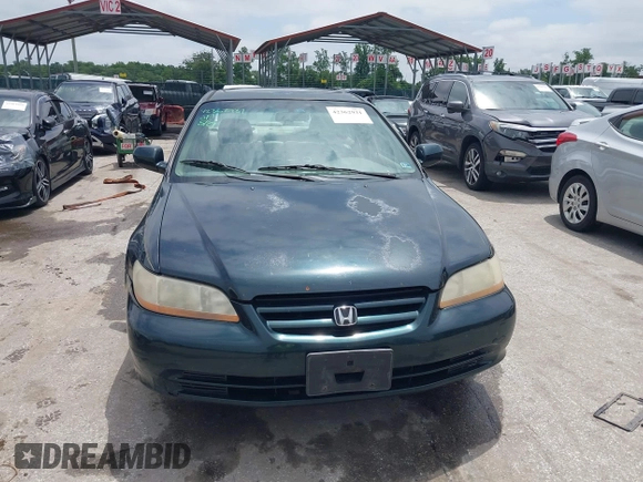 2001 Honda Accord EX с VIN 1HGCG16531A015929, выставлен на аукционе IAAI как лот 42362931 с пробегом 216 074 миль миль и . История ставок и продаж доступна на DreamBid. Изображение 12.