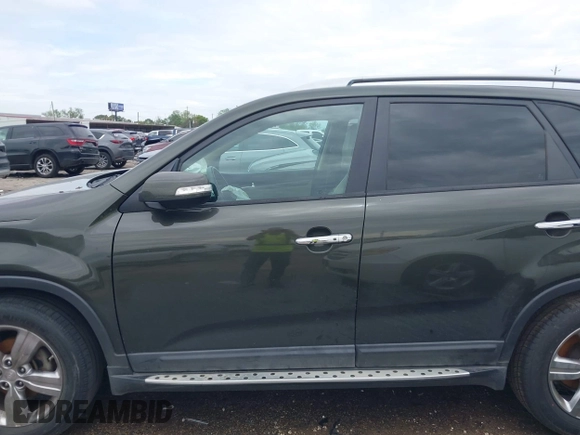 2012 Kia Sorento EX with VIN 5XYKU3A66CG248320, listed as a IAAI auction lot 41891391 with 110,647 mi miles and . Bid and sale history available at DreamBid. Image 14.