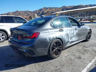 2022 BMW 3 Series 330i xDrive with VIN 3MW5R7J06N8C42529, listed as a IAAI auction lot 41272483 with 45,087 mi miles. Bid and sale history available at carsss.com. Image 4.