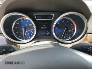 2012 Mercedes-Benz M 350 z VIN 4JGDA5HB3CA010078, wystawiony jako Copart lot #57636985 z przebiegiem 103 205 mil mil oraz Szkoda całkowita • Salvage title. Historia ofert i sprzedaży dostępna na DreamBid. Obrazek 9.
