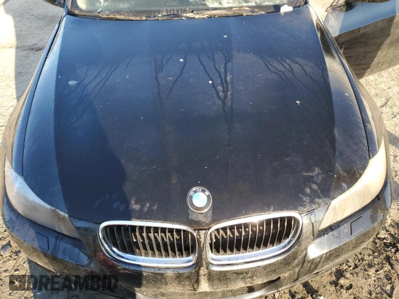 2011 BMW 3 Series 328i xDrive z VIN WBAPK5G5XBNN26498, wystawiony jako Copart lot #46902015 z przebiegiem Nie podano mil oraz Tytuł czysty. Historia ofert i sprzedaży dostępna na DreamBid. Obrazek 11.
