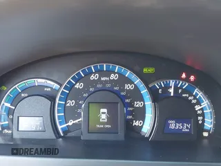 2012 Toyota Camry XLE z VIN 4T1BD1FKXCU034435, wystawiony jako IAAI lot #42024179 z przebiegiem 183 534 mil mil oraz . Historia ofert i sprzedaży dostępna na DreamBid. Obrazek 15.