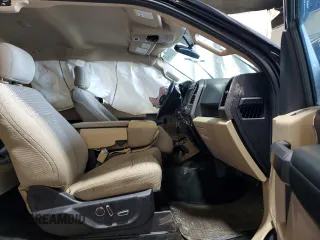2017 Ford F-150 XL z VIN 1FTFX1EF5HKE46993, wystawiony jako Copart lot #55992445 z przebiegiem Nie podano mil oraz Szkoda całkowita • Salvage title. Historia ofert i sprzedaży dostępna na DreamBid. Obrazek 7.